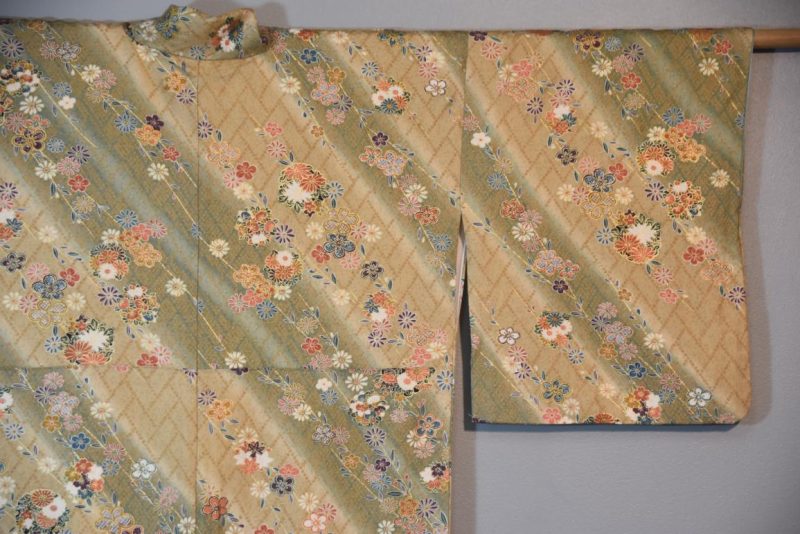 Japanese Silk Vintage Kimono - Image 3