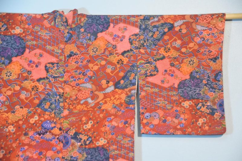 Japanese Silk Crepe Vintage Kimono - Image 3