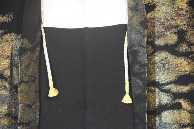 Metallic Gold Clouds Vintage Silk Haori Jacket - Image 6