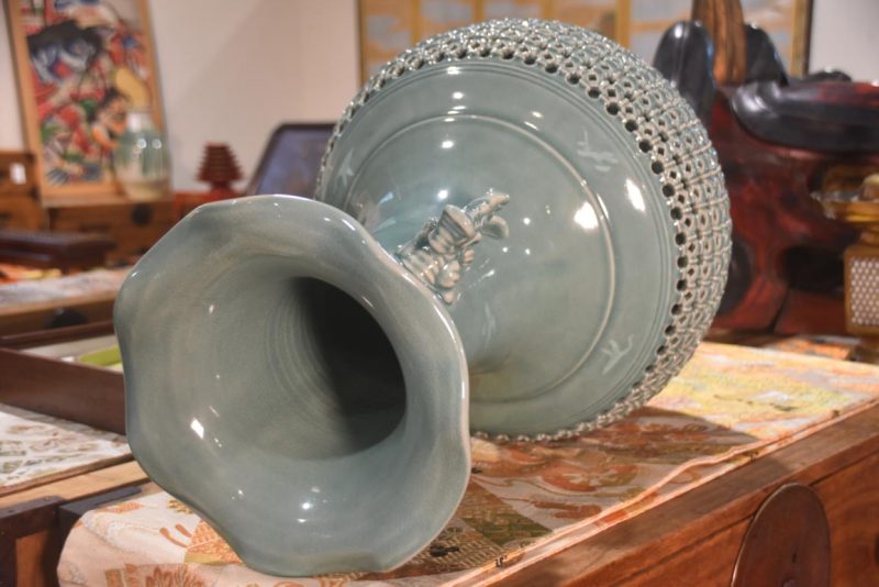 Korean Celadon Vase Height:620mm - Image 8
