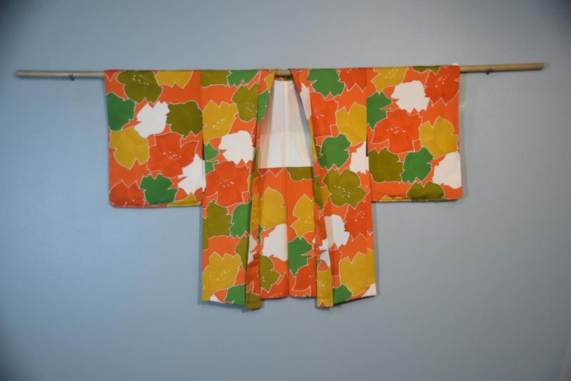 Dynamic Floral Vintage Silk Haori Jacket - Image 5