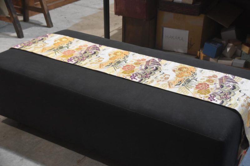 Japanese Cranes Vintage Maru Table Runner / Obi - Image 4