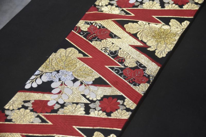 Japanese Red Black Gold Vintage Table Runner / Obi - Image 4
