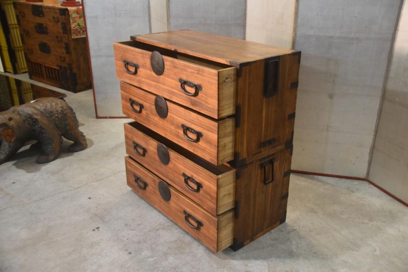 Isho Dansu Clothing Chest on Chest Width:955mm - Image 7