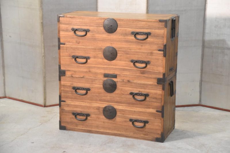 Isho Dansu Clothing Chest on Chest Width:955mm