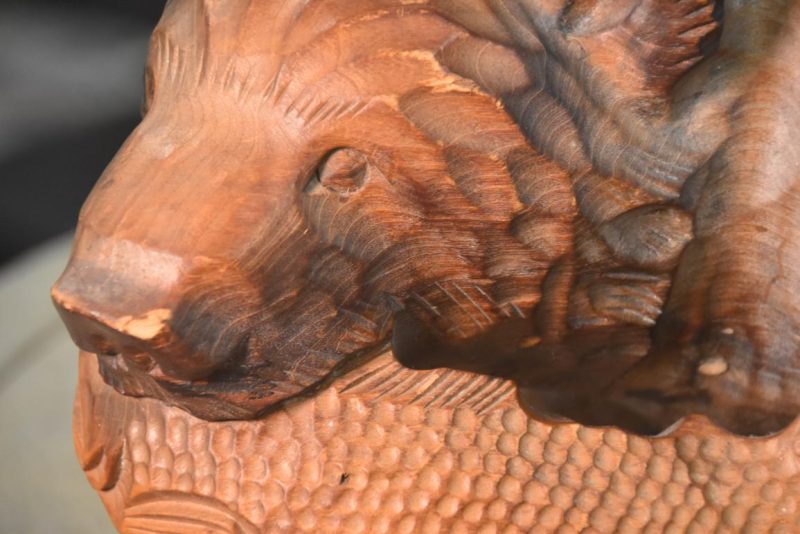 Carved Wooden Hokkaido Bear and Salmon Width:360mm - Image 2