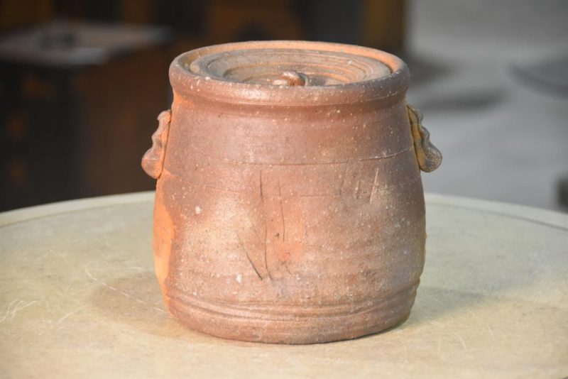 Shigaraki Pottery Mizuzashi Width:195mm