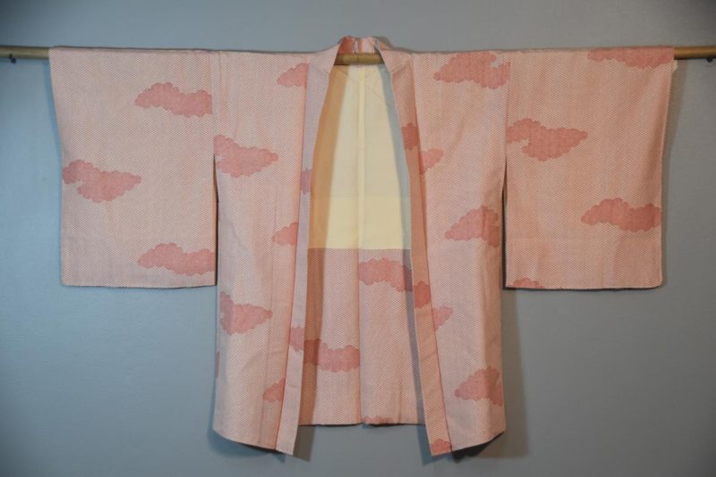 Vintage Cloud Design Silk Haori Jacket - Image 3