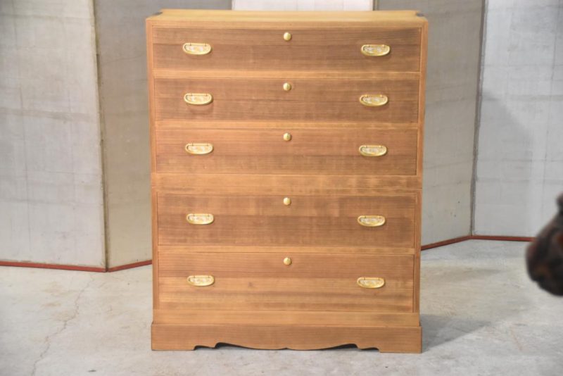 Vintage 5 Drawer Clothing Chest (2 Sections) and base Width:880mm - Image 3