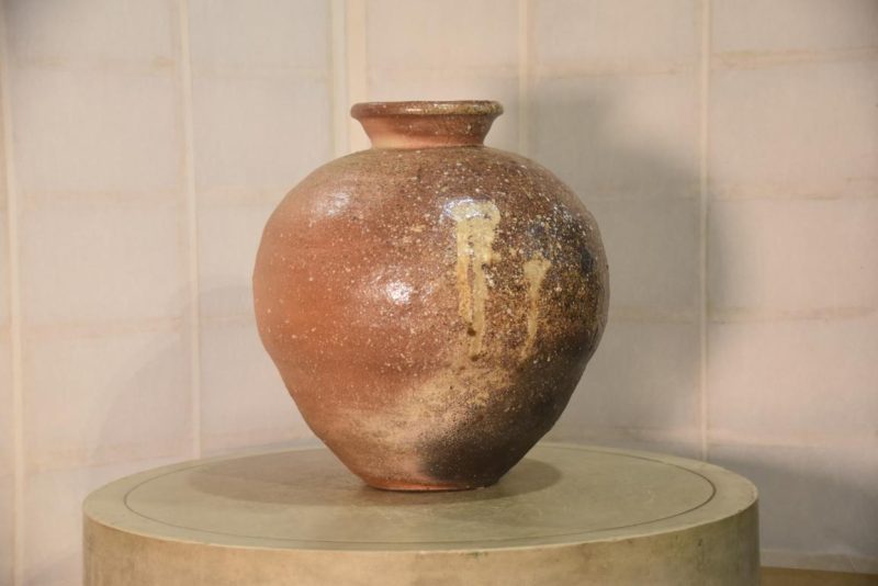 Shigaraki Wood Fired Tsubo Vase Width:330mm
