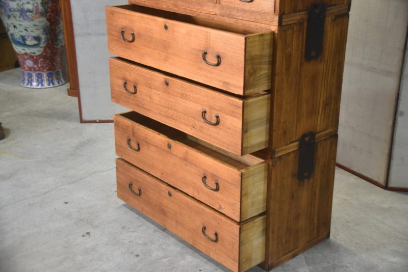 Japanese Vintage Wedding Chest (3 Sections) Width:940mm - Image 6
