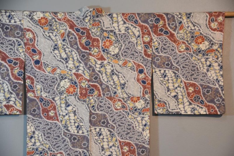 Japanese Silk Vintage Kimono - Image 3