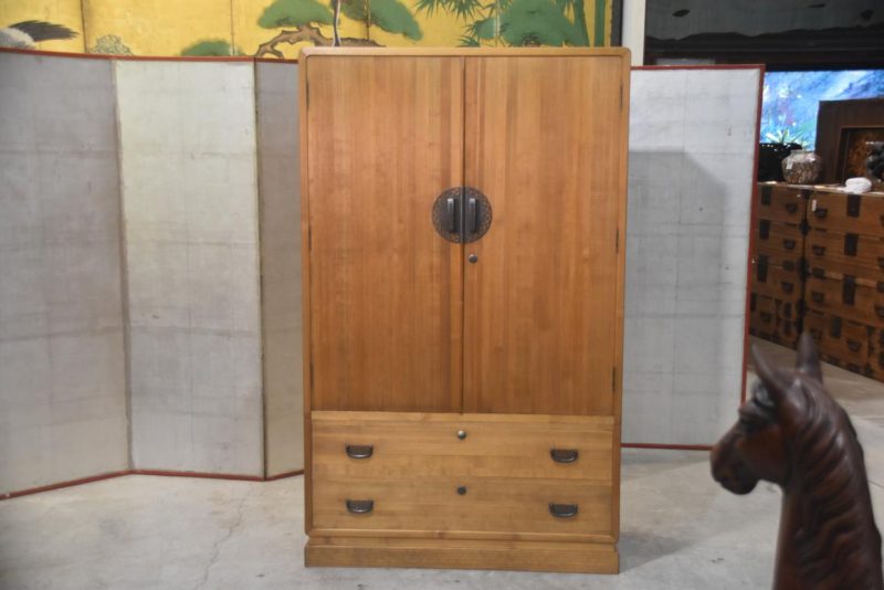 Japanese Vintage Wedding Chest (2 Sections) Width:1060mm - Image 4
