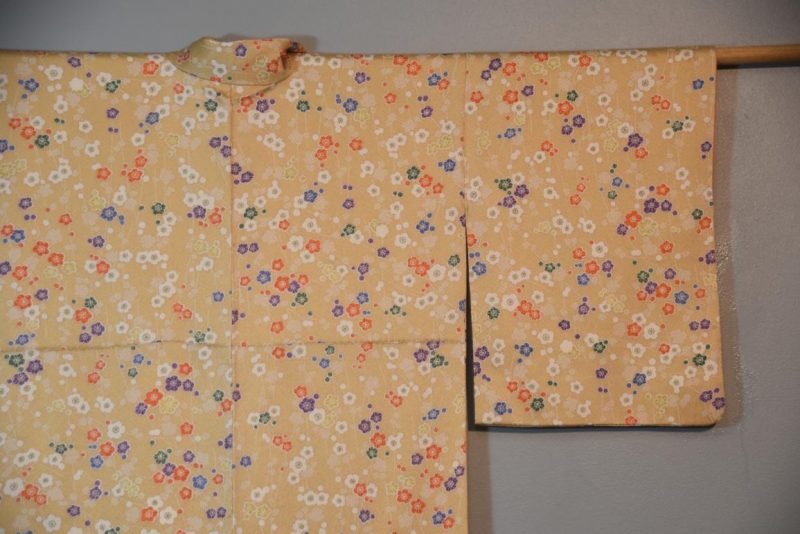 Cherry Blossom Japanese Silk Vintage Kimono - Image 3