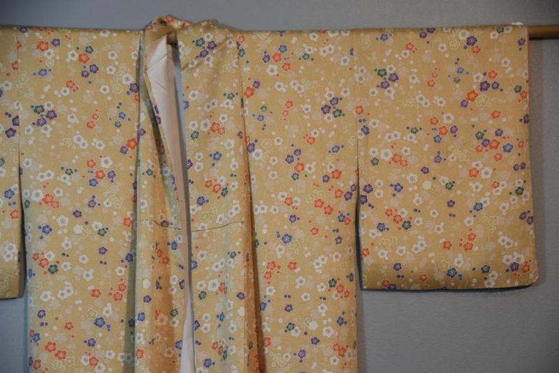 Cherry Blossom Japanese Silk Vintage Kimono - Image 4
