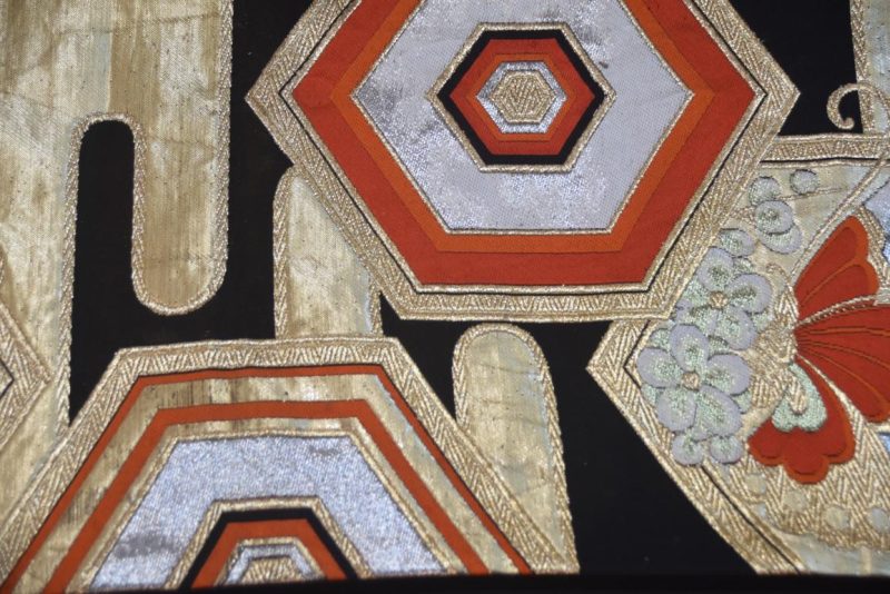 Butterfly Design Red and Black Fukuro Vintage Obi Table Runner Length:4000mm - Image 4