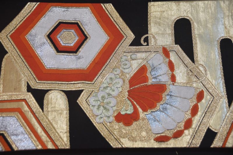 Butterfly Design Red and Black Fukuro Vintage Obi Table Runner Length:4000mm - Image 3