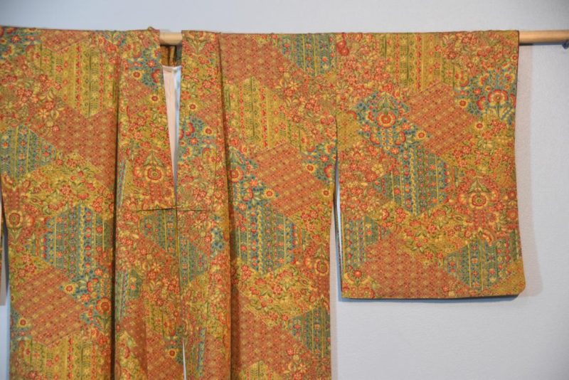 Red Caramel Japanese Soft Silk Vintage Kimono - Image 4