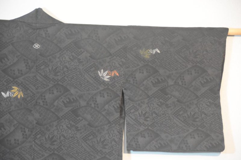 Black Silk Jacquard Vintage Haori Jacket - Image 5