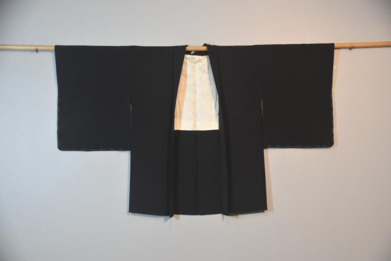 Embroidered Chrysanthemum Silk Vintage Haori Jacket - Image 5