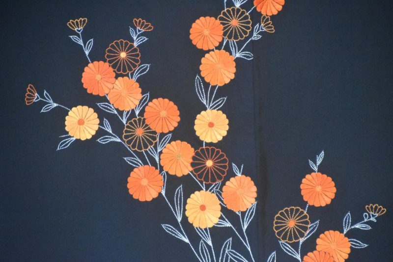 Embroidered Chrysanthemum Silk Vintage Haori Jacket - Image 2
