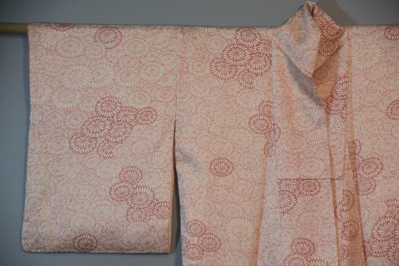 Red Chrysanthemum Vintage Silk Kimono - Image 6