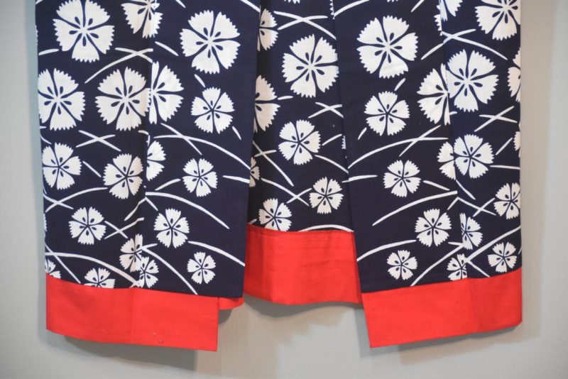Bold Navy Floral Japanese Cotton Yukata - Image 5