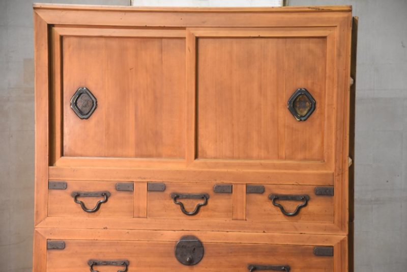 Antique Kyoto Region 2 Section Merchants Chest Width:910mm - Image 5
