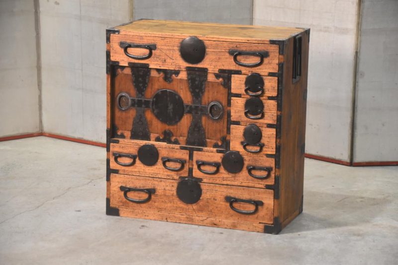 Meiji Period Tokyo Region Merchant Chest Width:720mm