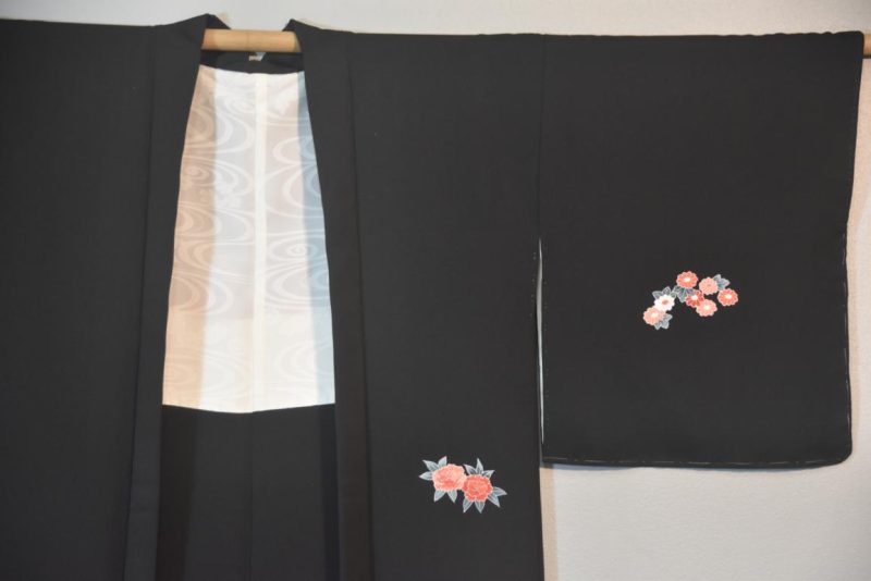 Black Floral Vintage Silk Haori - Image 4