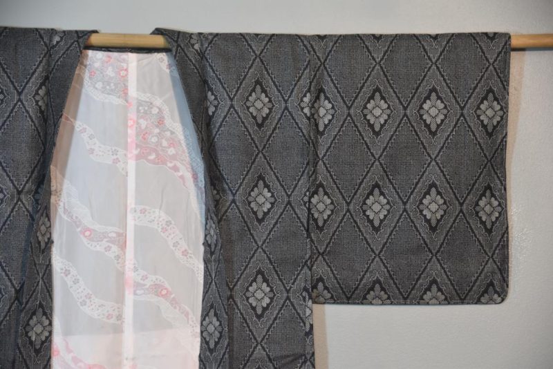Black White Vintage Silk Haori - Image 4