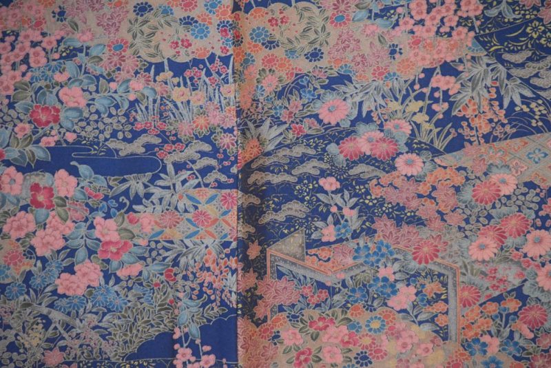 Japanese Floral Silk Crepe Kimono - Image 3