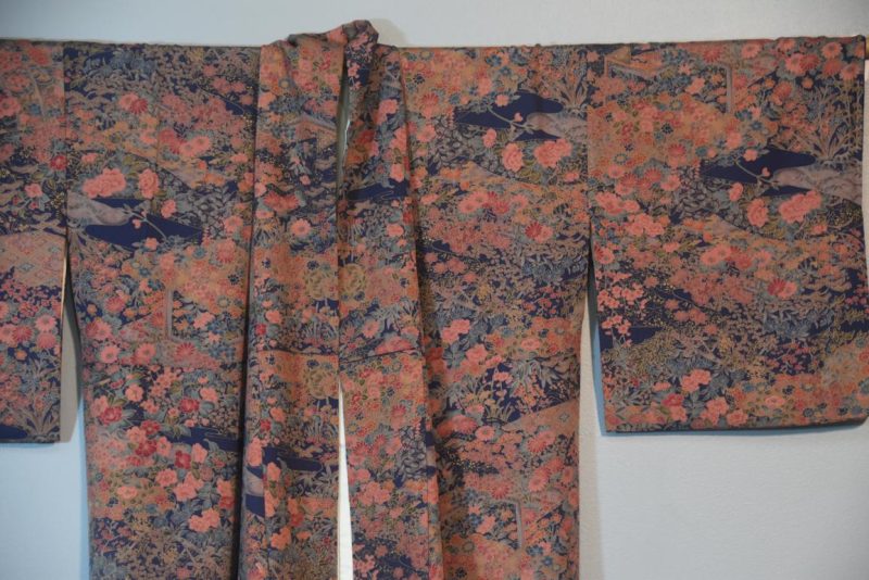 Japanese Floral Silk Crepe Kimono - Image 4