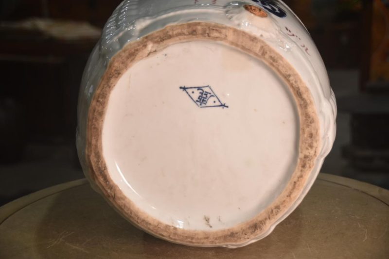 Japanese Ceramic Sake Keg Height:400mm - Image 8