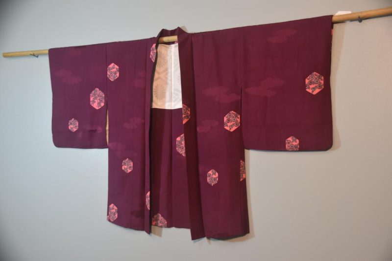 Maroon Cloud Vintage Silk Haori - Image 3