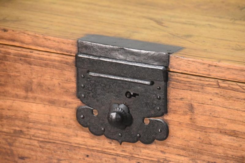 Antique Clothing Chest on Chest Width:955mm - Image 2