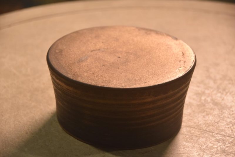 Shigaraki Pottery Stand  Width:145mm - Image 5