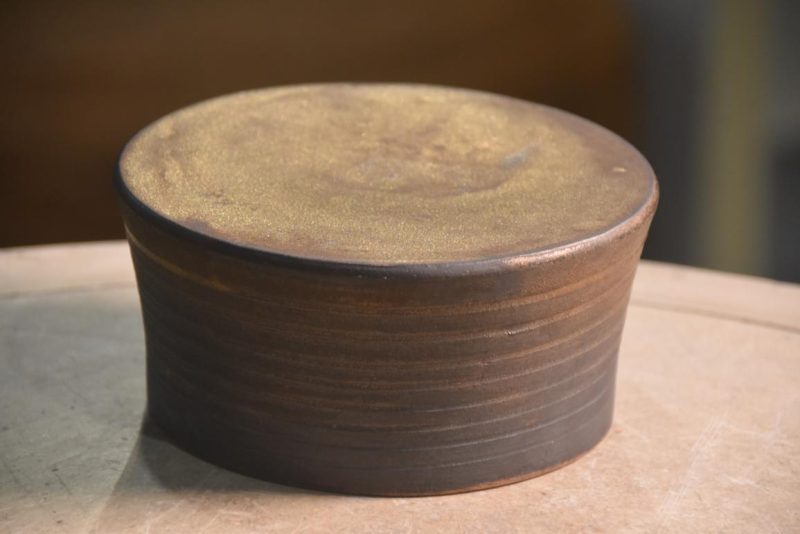 Shigaraki Pottery Stand  Width:145mm