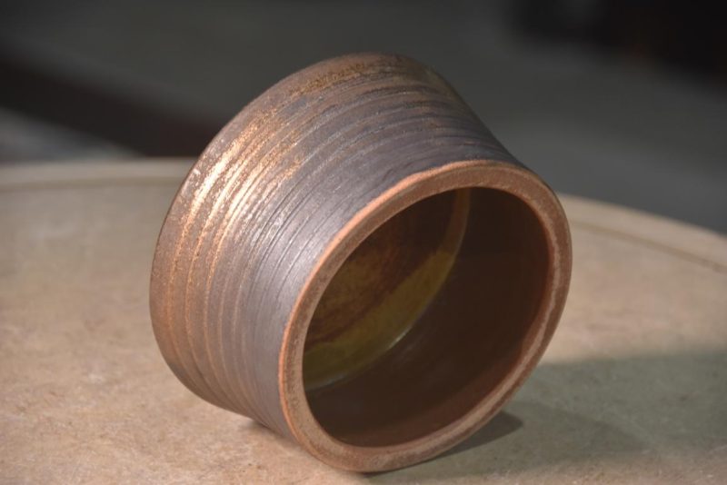 Shigaraki Pottery Stand  Width:145mm - Image 2