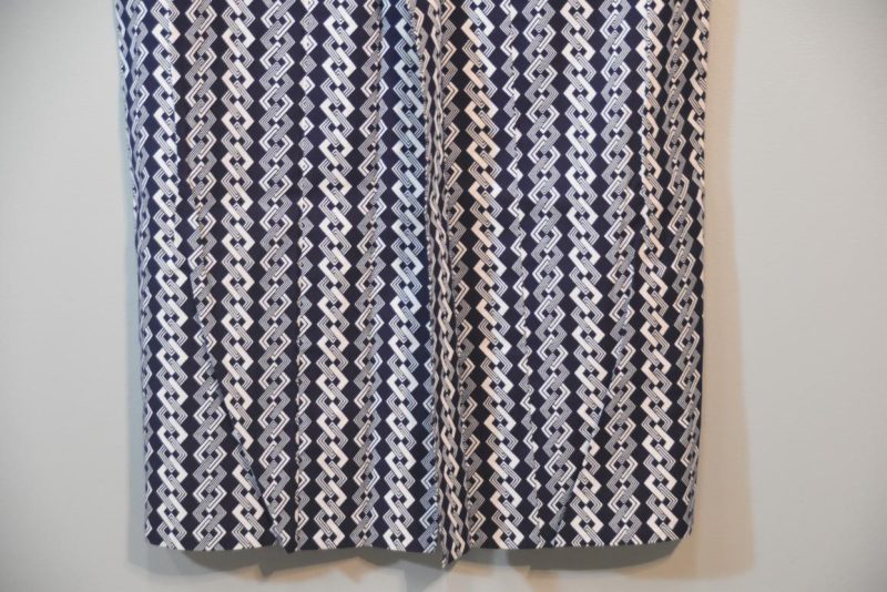Blue and White Vintage Japanese Cotton Yukata - Image 7