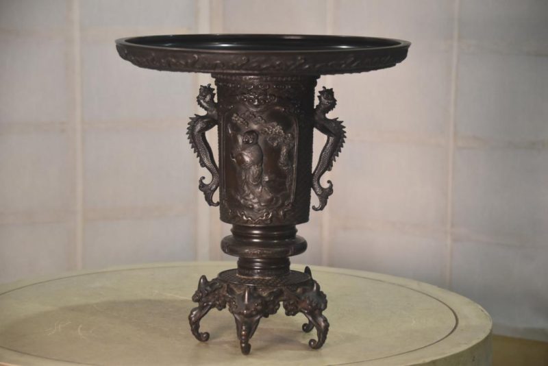 Japanese Cast Bronze Usubata Vase Width:295mm - Image 5