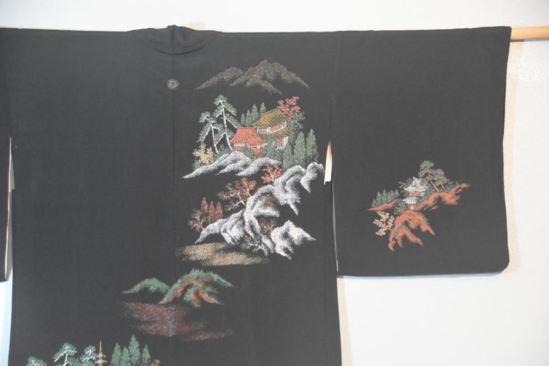 Temple Garden Vintage Japanese Silk Haori - Image 4