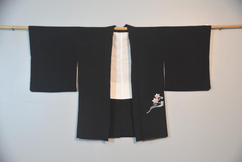 Waves Vintage Japanese Silk Haori - Image 5