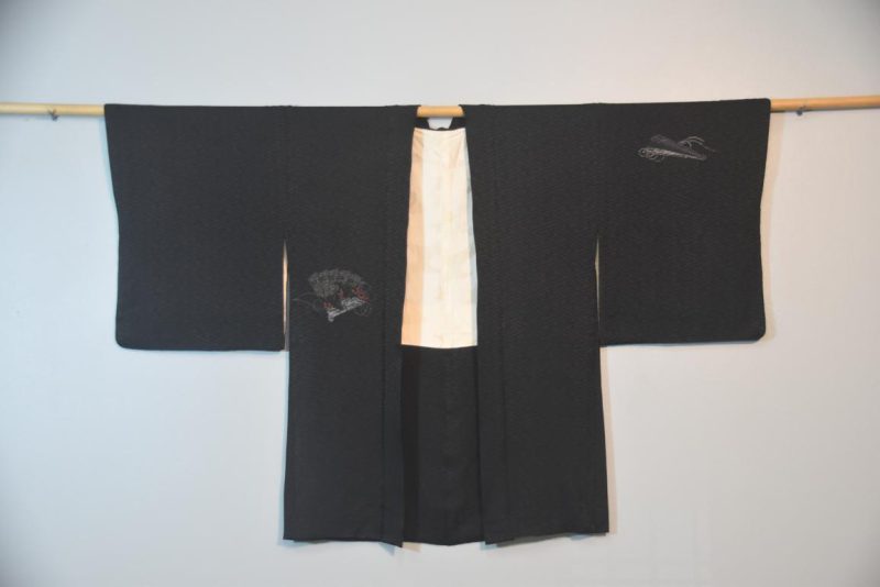 Black Fan Vintage Japanese Silk Haori - Image 4