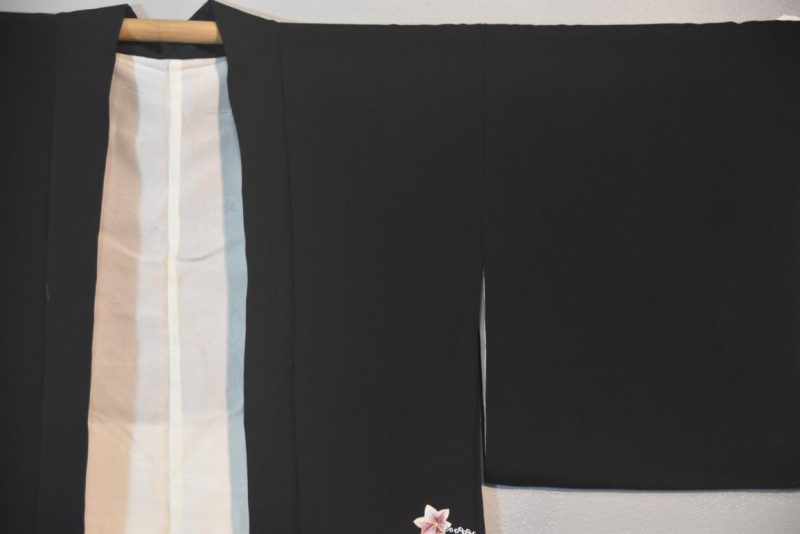 Waves Vintage Japanese Silk Haori - Image 4