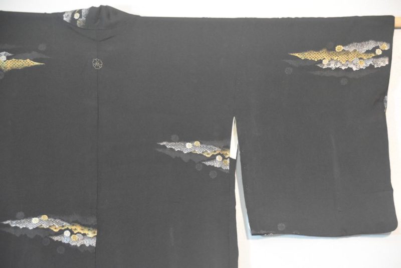 Metallic Flowers Vintage Japanese Silk Haori - Image 3
