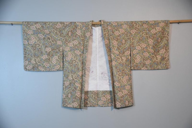 Floral Swirls Vintage Japanese Silk Haori - Image 5