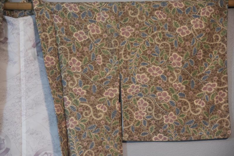 Floral Swirls Vintage Japanese Silk Haori - Image 4
