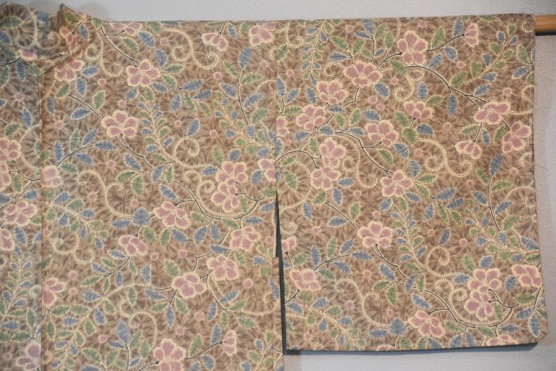 Floral Swirls Vintage Japanese Silk Haori - Image 3