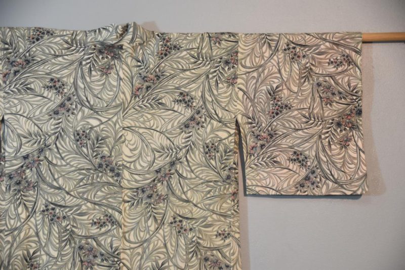 Silver Detail Vintage Japanese Silk Haori - Image 3